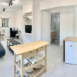  Apartment T2 Bis Cosy Climatise, Intra Muros